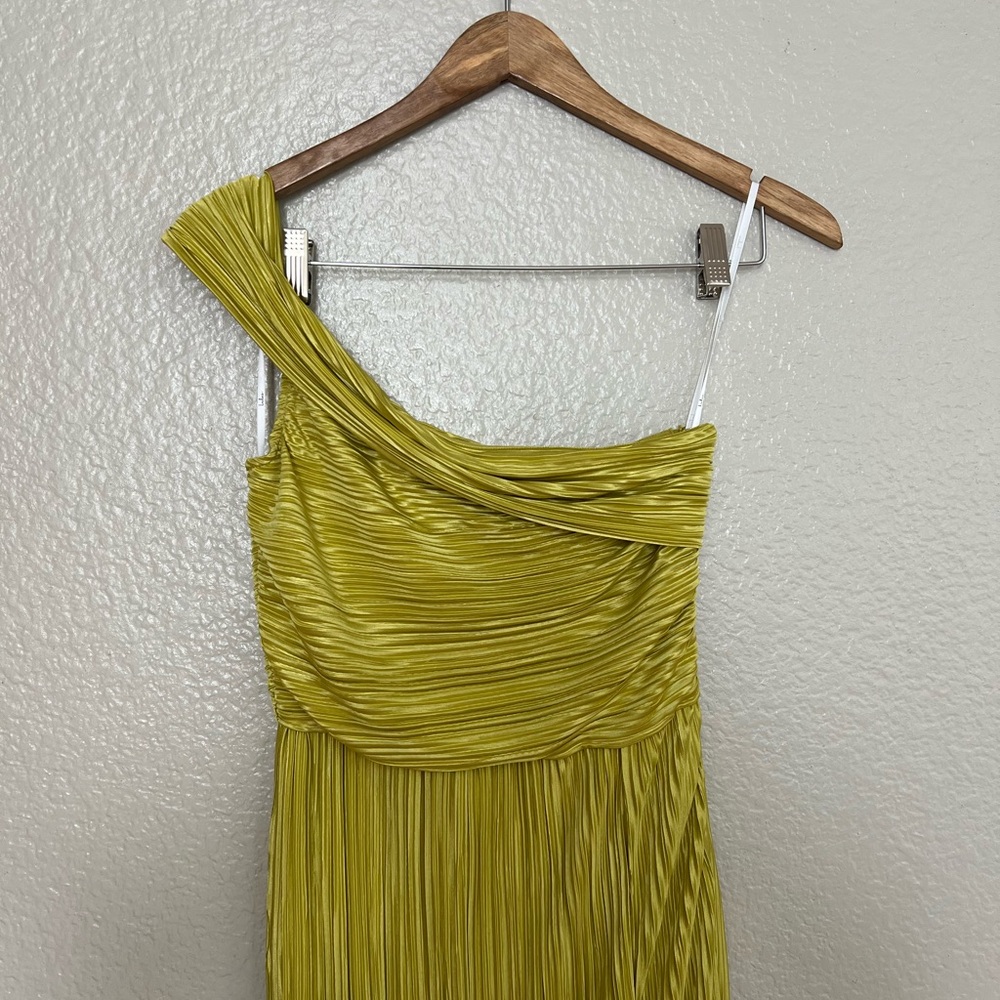 NWOT Poised Performance Chartreuse Plisse One-Shoulder Maxi Dress - Picture 6 of 9